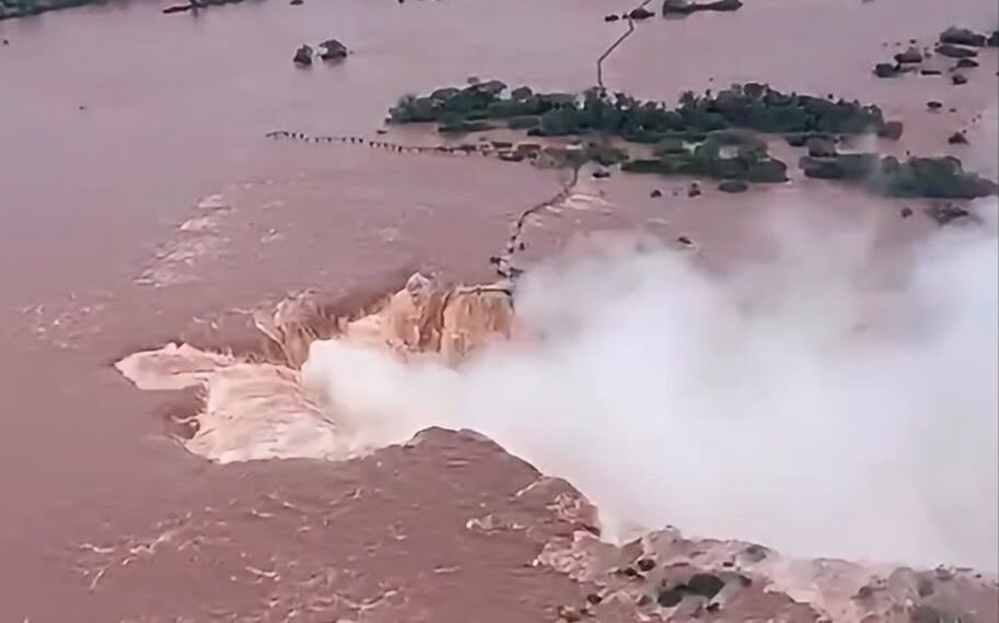 Crecida extraordinaria del río Iguazú: restringieron el acceso al Parque Nacional Iguazú