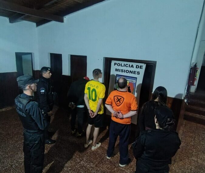 Cuatro detenidos, cocaína y un arma secuestradas en el marco de una investigación por homicidio en San Vicente