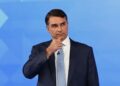 Migraciones confirmó que Bolsonaro ingresó anoche a la Argentina por Misiones y partió en un vuelo privado