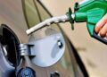 El Gobierno volvió a postergar la suba del impuesto a los combustibles hasta diciembre