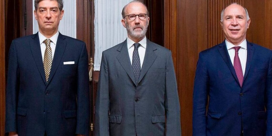 La Corte Suprema aclaró que falló sobre una cuestión procesal y no sobre la validez del régimen de tierras