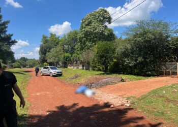 Un hombre de 61 años falleció en la vía pública en Garupá: investigan las causas del deceso