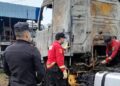 Investigan a dos sujetos captados por cámaras tras el incendio intencional de un camión en San Vicente