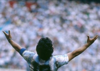 Los clubes de Argentina y el mundo que homenajean a Maradona por su cumpleaños