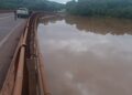 Crecida de ríos en Misiones: 28 evacuados, dos puentes de la Ruta 12 clausurados y ocho cruces fluviales suspendidos