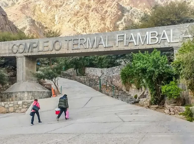 Murió un niño de 10 años por la ameba “comecerebros” en Catamarca: investigan cómo enfermó
